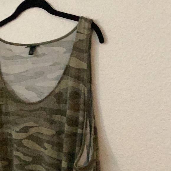 Torrid Tank Top - Picture 4 of 4